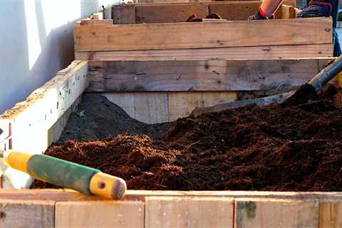 A Beginners Guide to Composting - Composting Basics For Beginners at Home