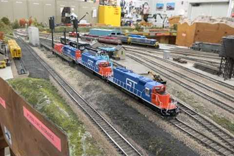 A Visit To K10s: 30 Minutes Of HO Scale Trains (4/1/23)