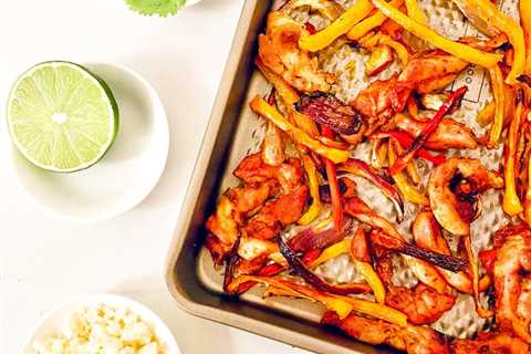 30 Minute Sheet Pan Chicken Fajitas