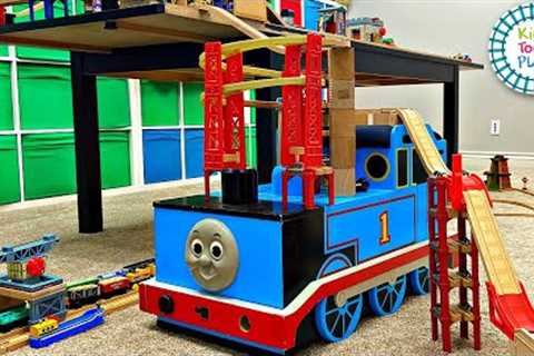 World''s Biggest Thomas and Friends Toy Train Track Build