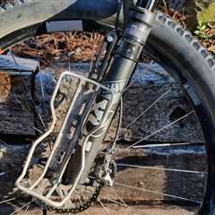 Old Man Mountain Axle Pack: Tested and Reviewed on My Suspension Fork