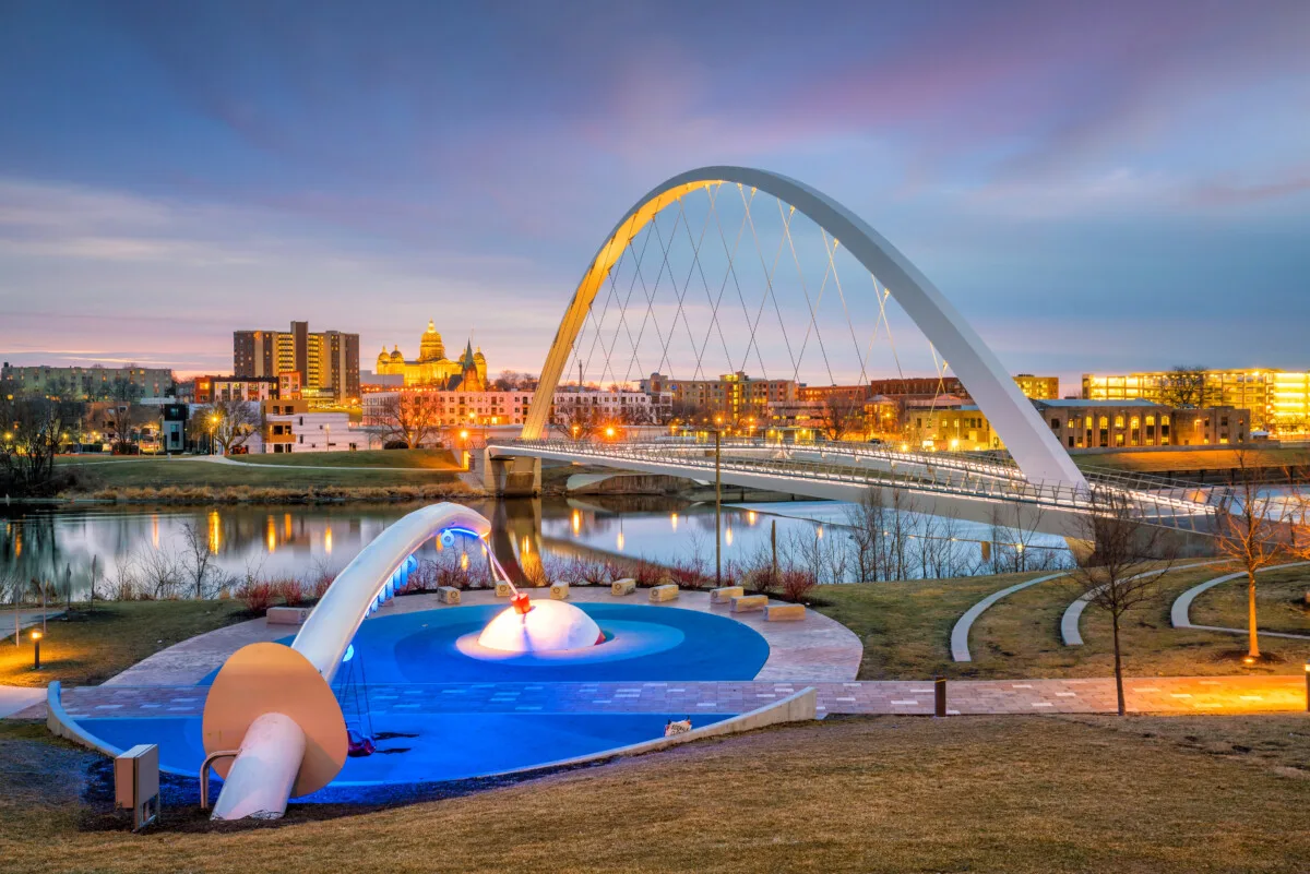 10 Best Places to Stay in Des Moines, Iowa