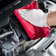 Engine Cleaning and Degreasing: The Ultimate Guide for Car Enthusiasts