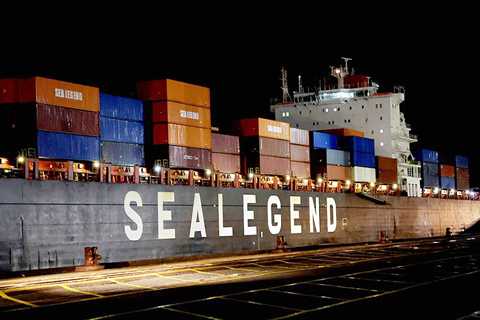 Through the Northeast Passage in record time